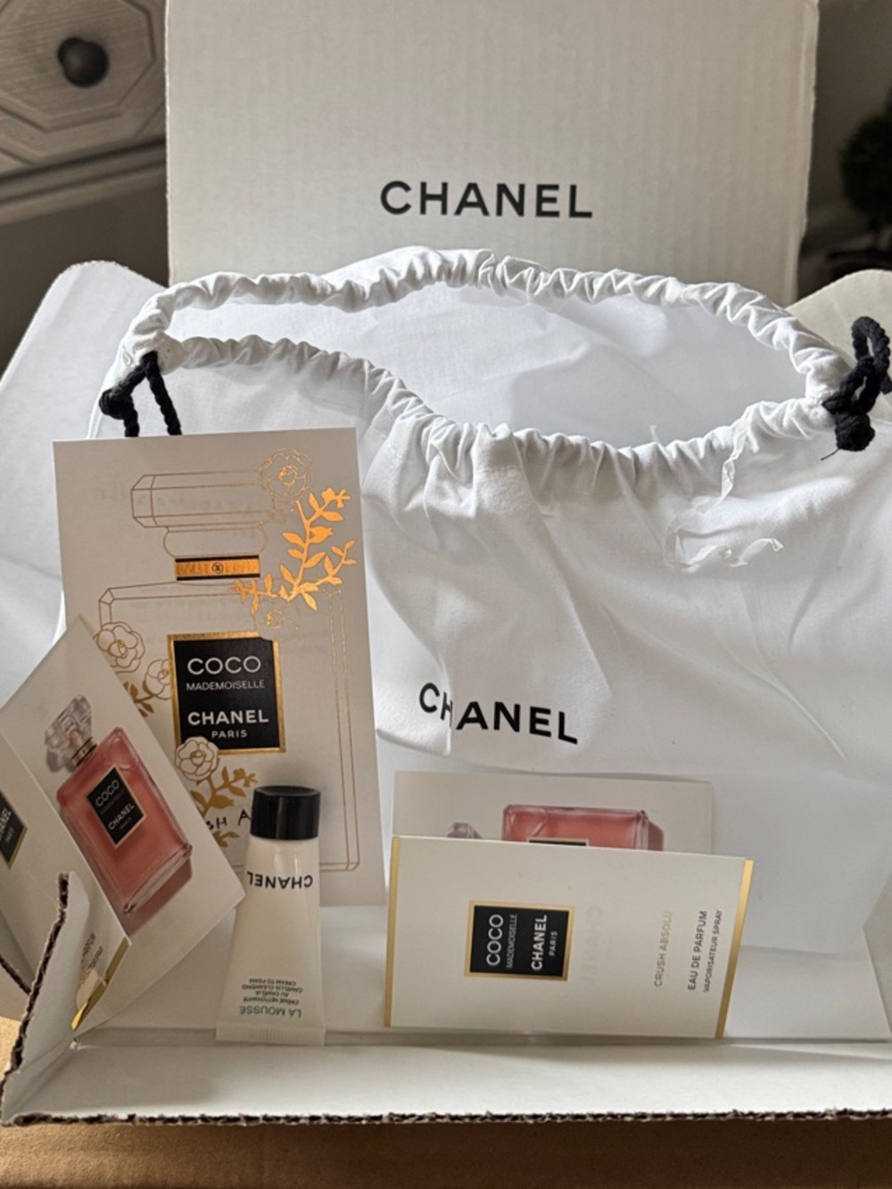 CHANEL White Drawstring Cosmetic Pouch with Samples